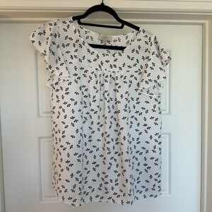 LOFT Monochrome Floral Top